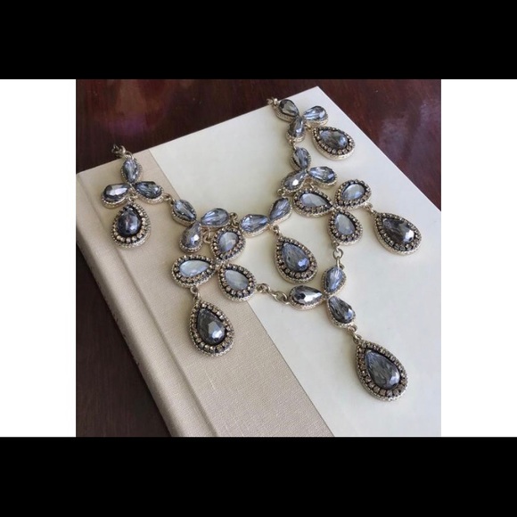 White House Black Market Jewelry - NWOT White House Black Market Tiered Bib Necklace